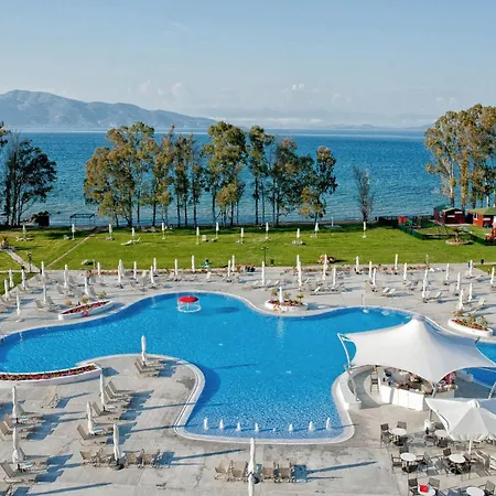 فندق Kerkyra Blue & By Louis